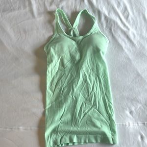 Lululemon tank